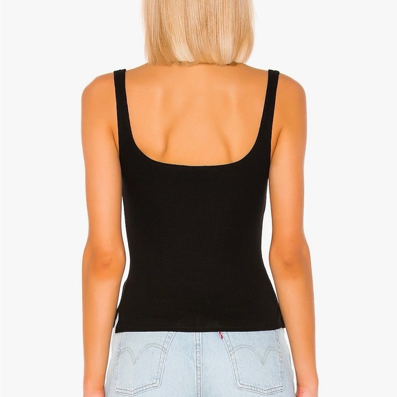 LNA Essential Rib Scoop Tank from Revolve - Picture 7 of 14